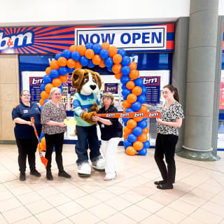 822-bmstores-spindles-store-opening-25