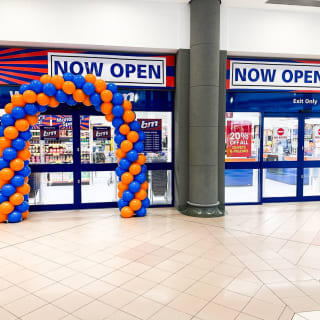 822-bmstores-spindles-store-opening-3