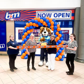822-bmstores-spindles-store-opening-42