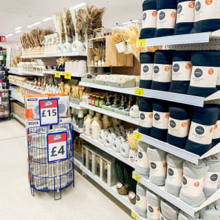 823-bmstores-cathedral-lanes-store-opening-28