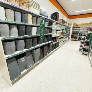 824-bmstores-clowne-store-opening-16