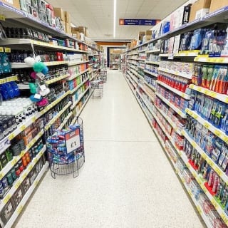 824-bmstores-clowne-store-opening-7