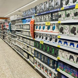 825-bmstores-castle-douglas-store-opening-13