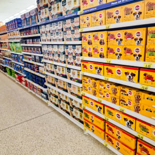 827-bmstores-guildbourne-store-opening-12