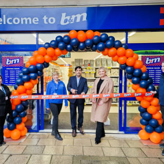 827-bmstores-guildbourne-store-opening-3