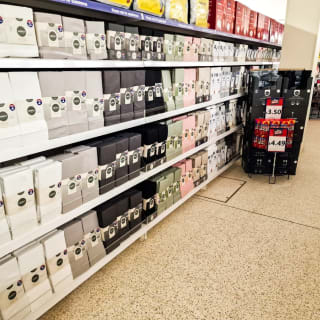 827-bmstores-guildbourne-store-opening-34