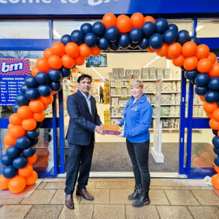 827-bmstores-guildbourne-store-opening-4
