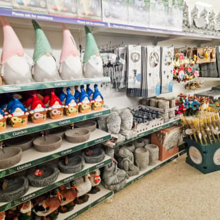 827-bmstores-guildbourne-store-opening-45