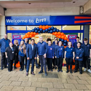 827-bmstores-guildbourne-store-opening