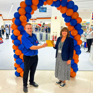 828-bmstores-watford-store-opening-11