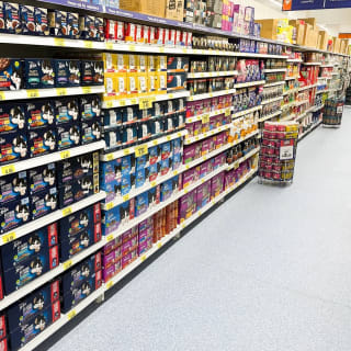 828-bmstores-watford-store-opening-17