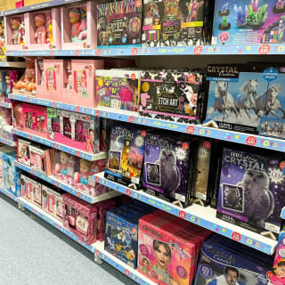 828-bmstores-watford-store-opening-3