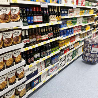 828-bmstores-watford-store-opening-31