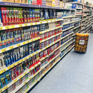 828-bmstores-watford-store-opening-38