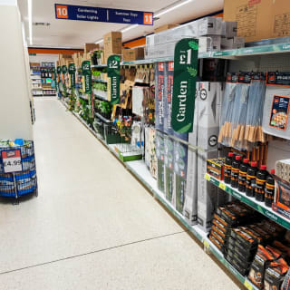 832-bmstores-rainham-store-opening-10