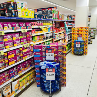 832-bmstores-rainham-store-opening-44