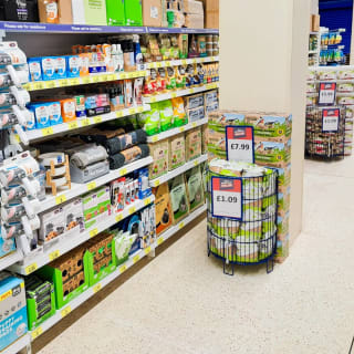 832-bmstores-rainham-store-opening-46
