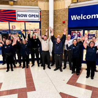 833-bmstores-burgess-hill-store-opening-2024-04-09-6