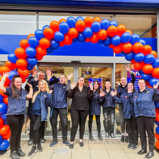 835-bmstores-huntingdon-store-opening-2024-03-22-3