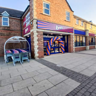 838-bmstores-abbey-walk-store-opening-2024-04-17-3