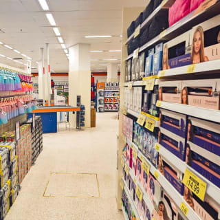 842-bmstores-maidstone-2024-05-02-19