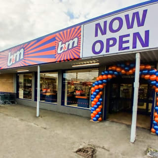 843-bmstores-maesteg-store-opening-2024-06-08-2