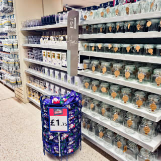 845-bmstores-gillingham-store-opening-16