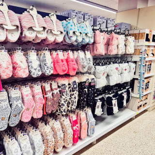 845-bmstores-gillingham-store-opening-18