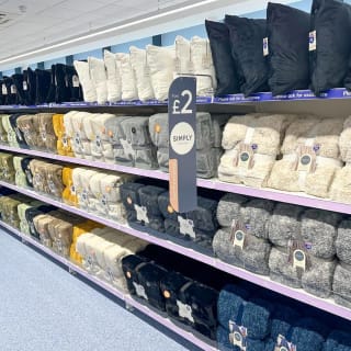 851-bandm-kidderminster-slingfield-mill-store-11