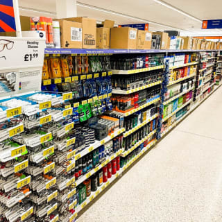 853-bmstores-bransholme-store-opening-31