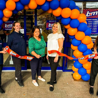 853-bmstores-bransholme-store-opening-32