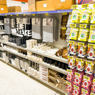 853-bmstores-bransholme-store-opening-33