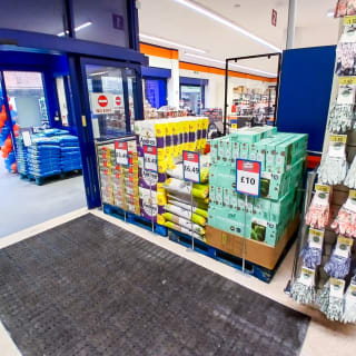 854-bmstores-great-malvern-store-opening-2024-05-05-61