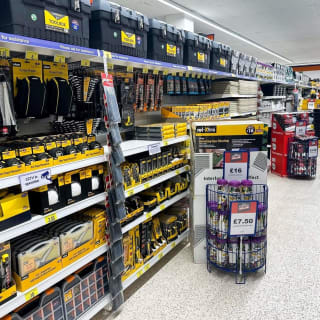 858-bandm-bexleyheath-store-50