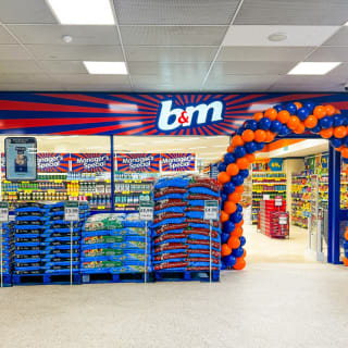 859-bmstores-bulwell-main-street-store-opening-2