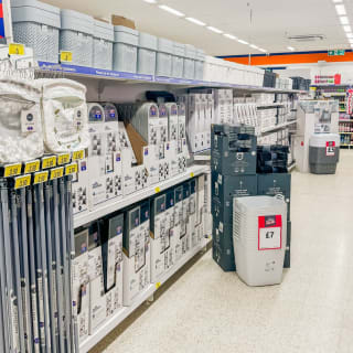 859-bmstores-bulwell-main-street-store-opening-211