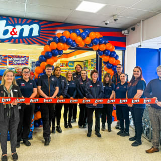 859-bmstores-bulwell-main-street-store-opening-4
