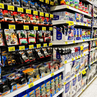 860-bmstores-bordon-store-opening-17