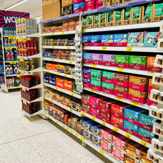 860-bmstores-bordon-store-opening-45