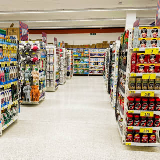 860-bmstores-bordon-store-opening-46