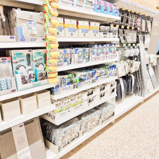 861-bmstores-kingswood-store-opening-40