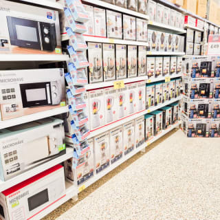 861-bmstores-kingswood-store-opening-46