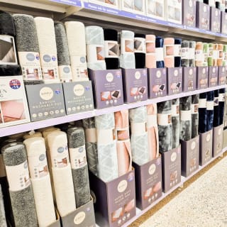 861-bmstores-kingswood-store-opening-54