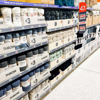 862-bmstores-marshalls-yard-store-opening-19