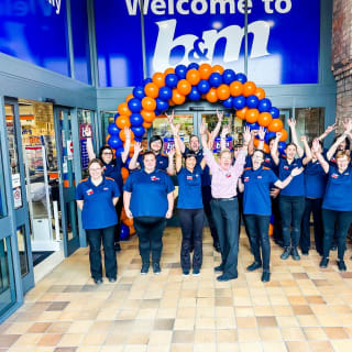 862-bmstores-marshalls-yard-store-opening-22