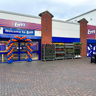 863-bmstores-bloxwich-store-opening-3