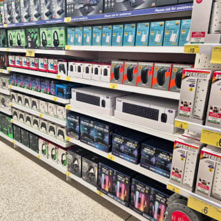 866-bmstores-sheffield-crystal-peak-store-opening-33