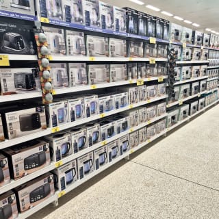 866-bmstores-sheffield-crystal-peak-store-opening-37