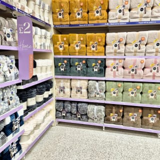 866-bmstores-sheffield-crystal-peak-store-opening-38