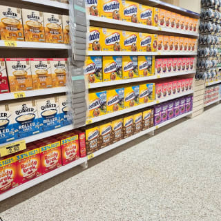 866-bmstores-sheffield-crystal-peak-store-opening-47